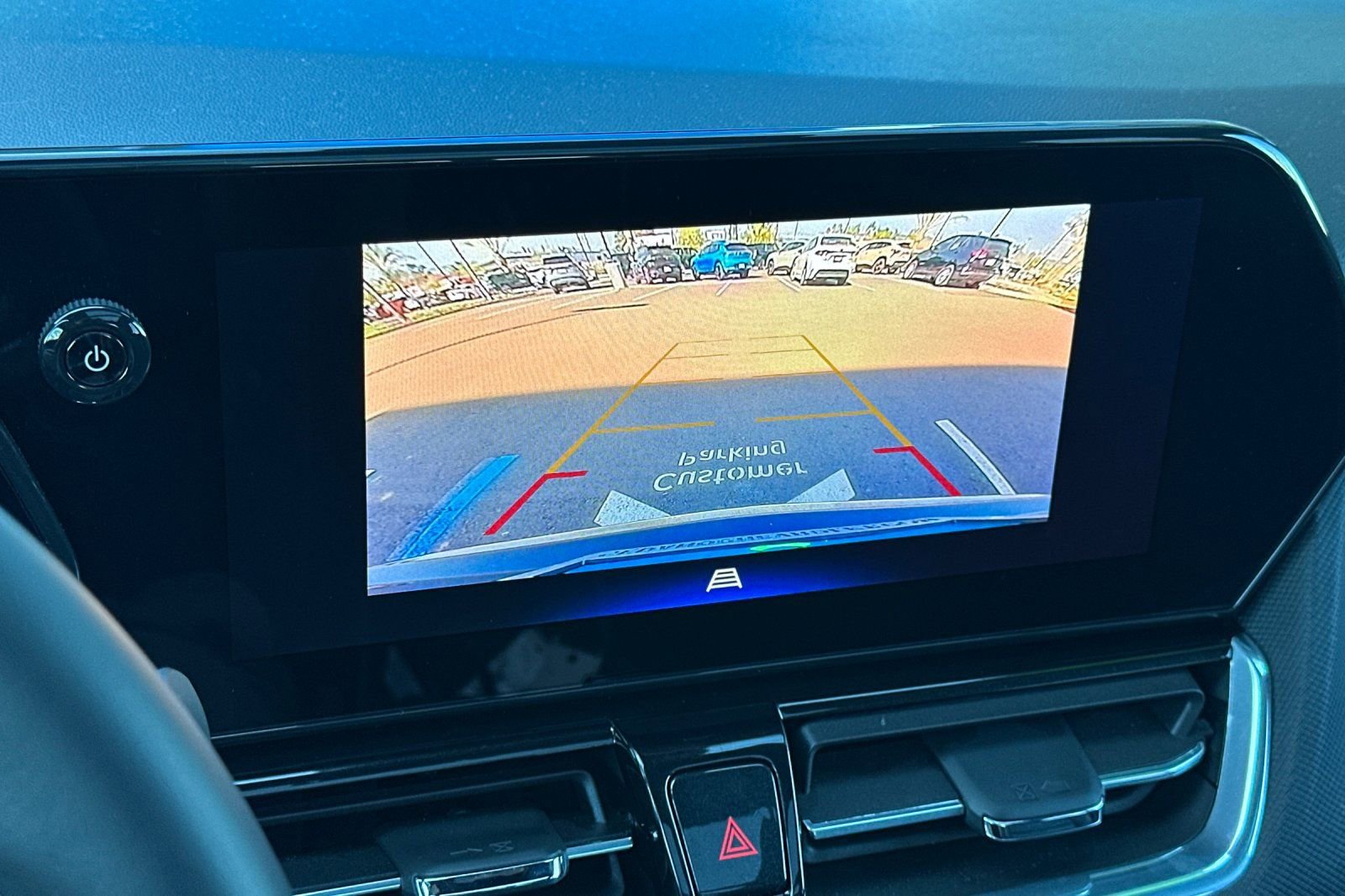 Used 2024 Chevrolet TrailBlazer ACTIV w/ Convenience Package image 25