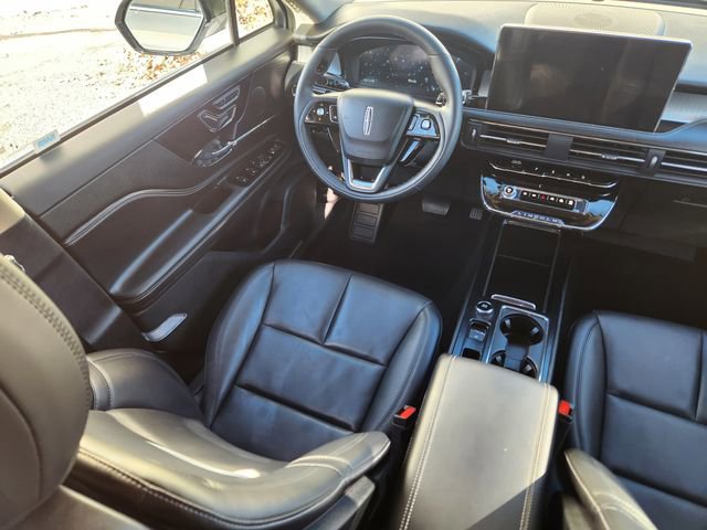 New 2025 Lincoln Corsair AWD w/ Equipment Group 101A image 10