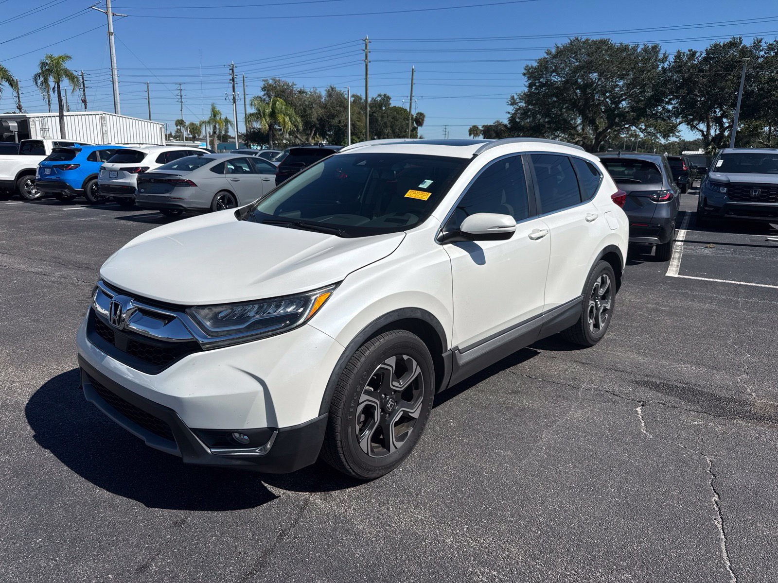Used 2018 Honda CR-V Touring image 3