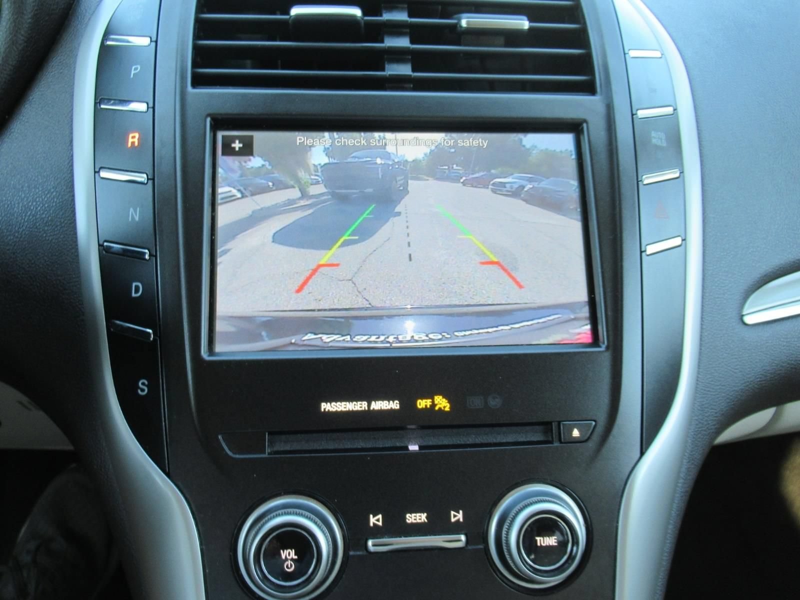 Used 2019 Lincoln MKC Premiere FWD image 29