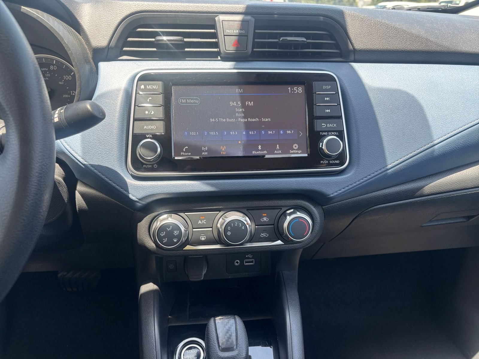 Used 2025 Nissan Versa SV FWD image 17