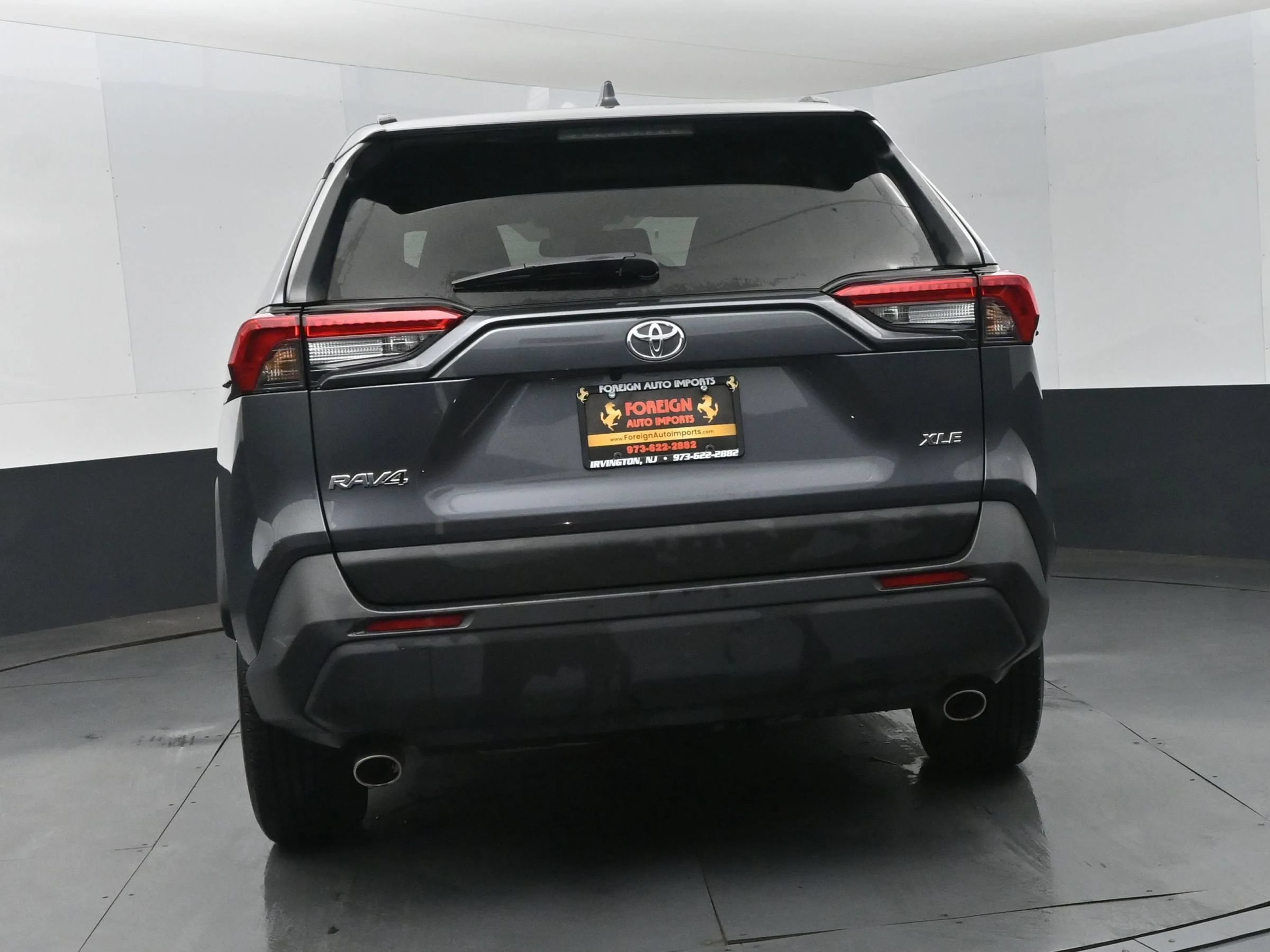 Used 2025 Toyota RAV4 XLE FWD image 6