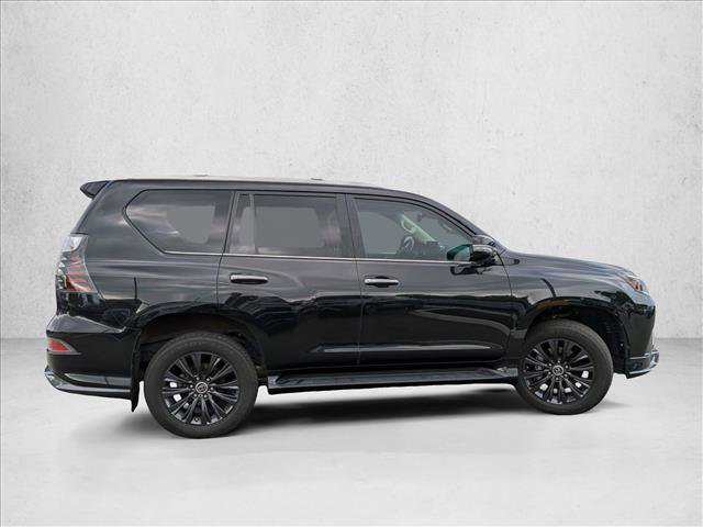 Used 2023 Lexus GX 460 Premium w/ Accessory Package AWD/4WD image 4