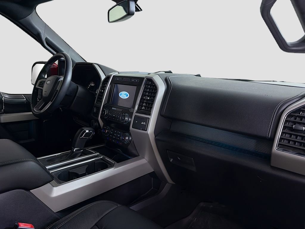 Used 2020 Ford F150 Lariat image 31