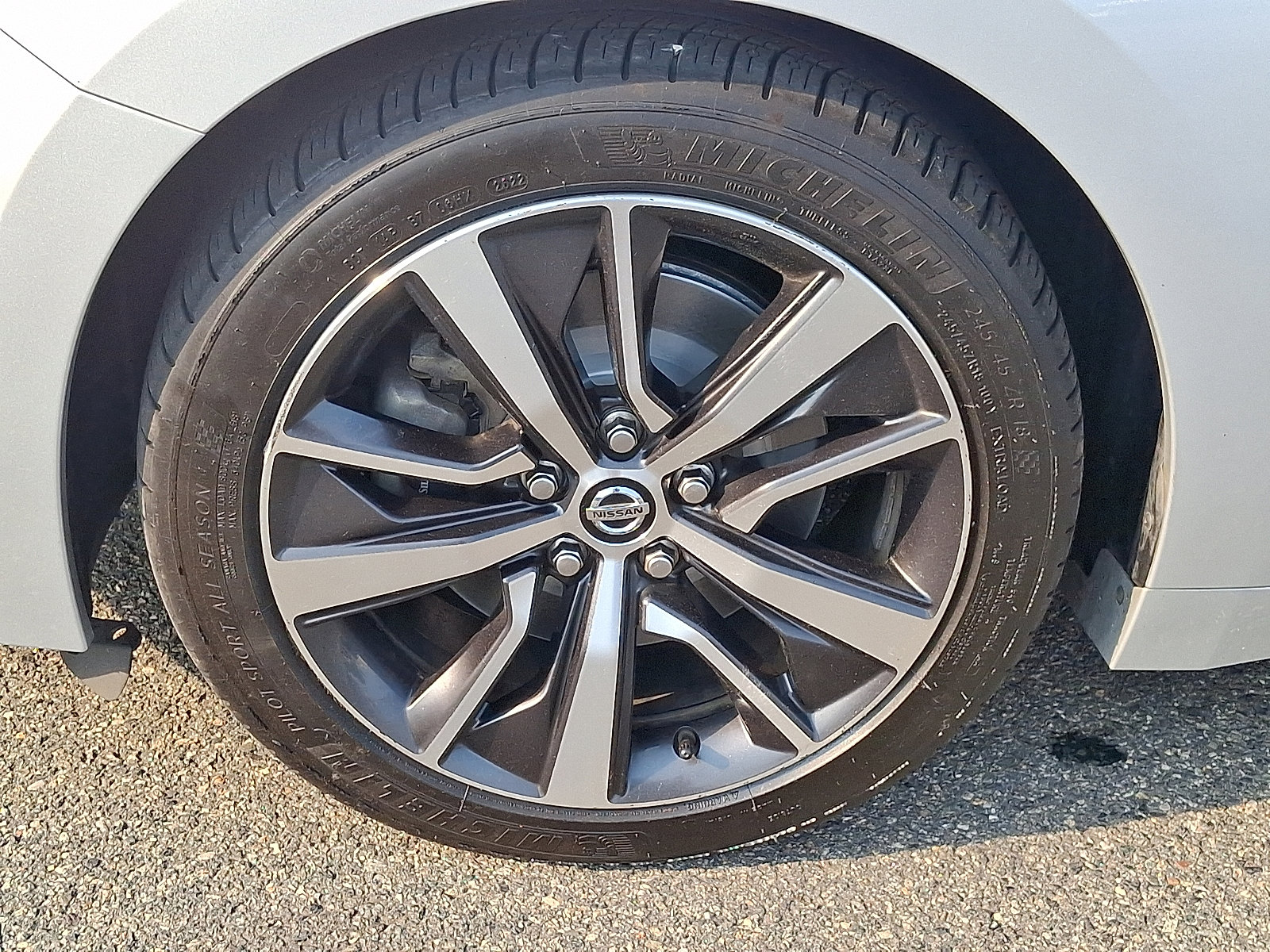 Used 2019 Nissan Maxima 3.5 SV w/ Floor Mat Group FWD image 8