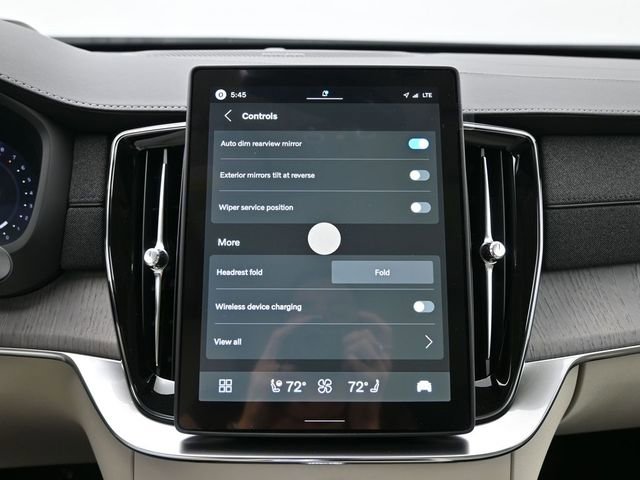 New 2026 Volvo XC90 B6 Ultra w/ Protection Package Premier image 19