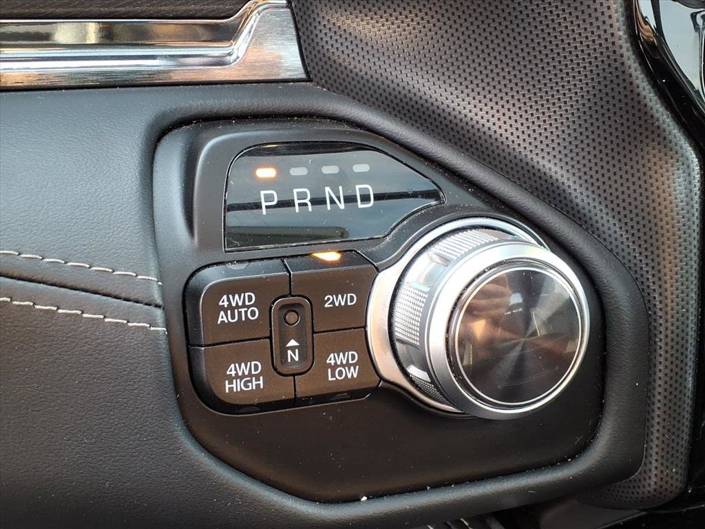 Used 2022 RAM 1500 Limited AWD/4WD image 16