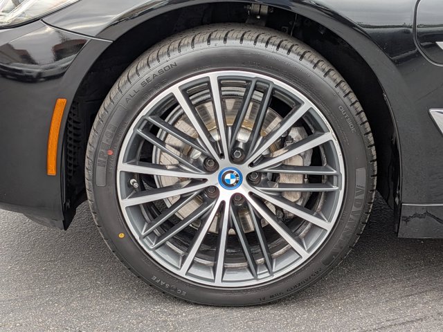 Used 2023 BMW 530e xDrive AWD/4WD image 23