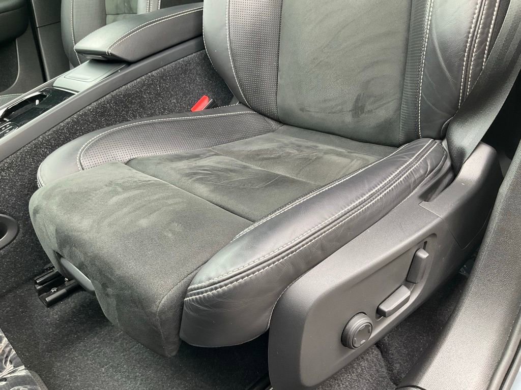Used 2021 Volvo XC40 P8 Recharge AWD/4WD image 18