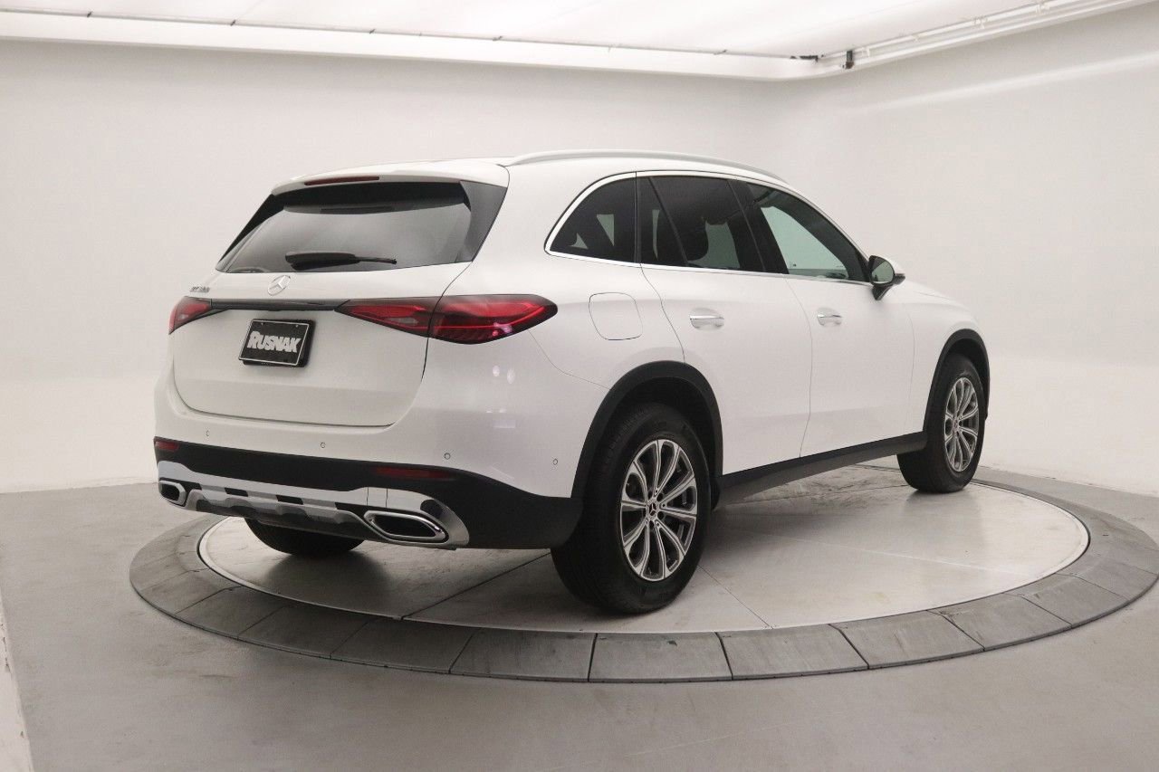 Certified 2026 Mercedes-Benz GLC 300 image 5