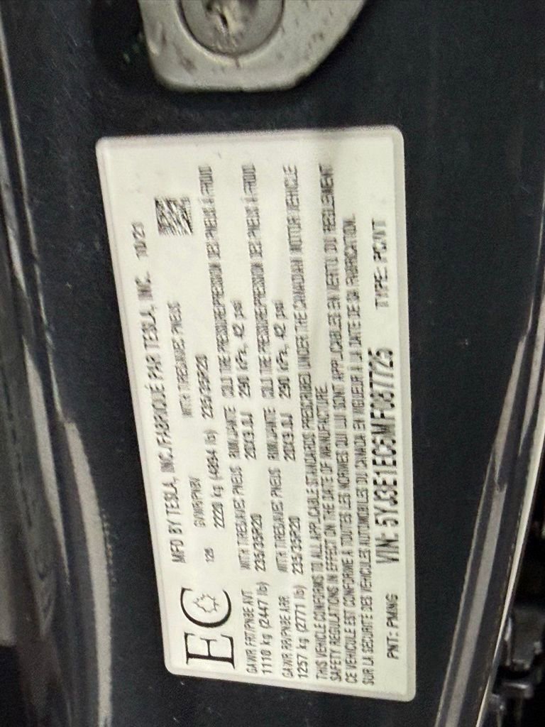 Used 2021 Tesla Model 3 Performance image 38
