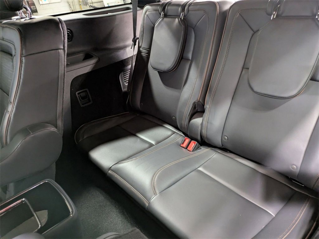 Certified 2025 Lincoln Aviator Black Label image 27