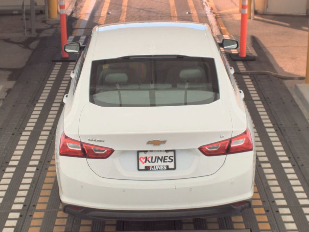 Used 2024 Chevrolet Malibu LT FWD image 7