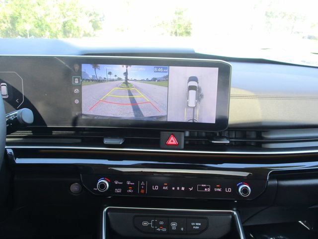 Used 2025 Kia Carnival SX Prestige FWD image 18