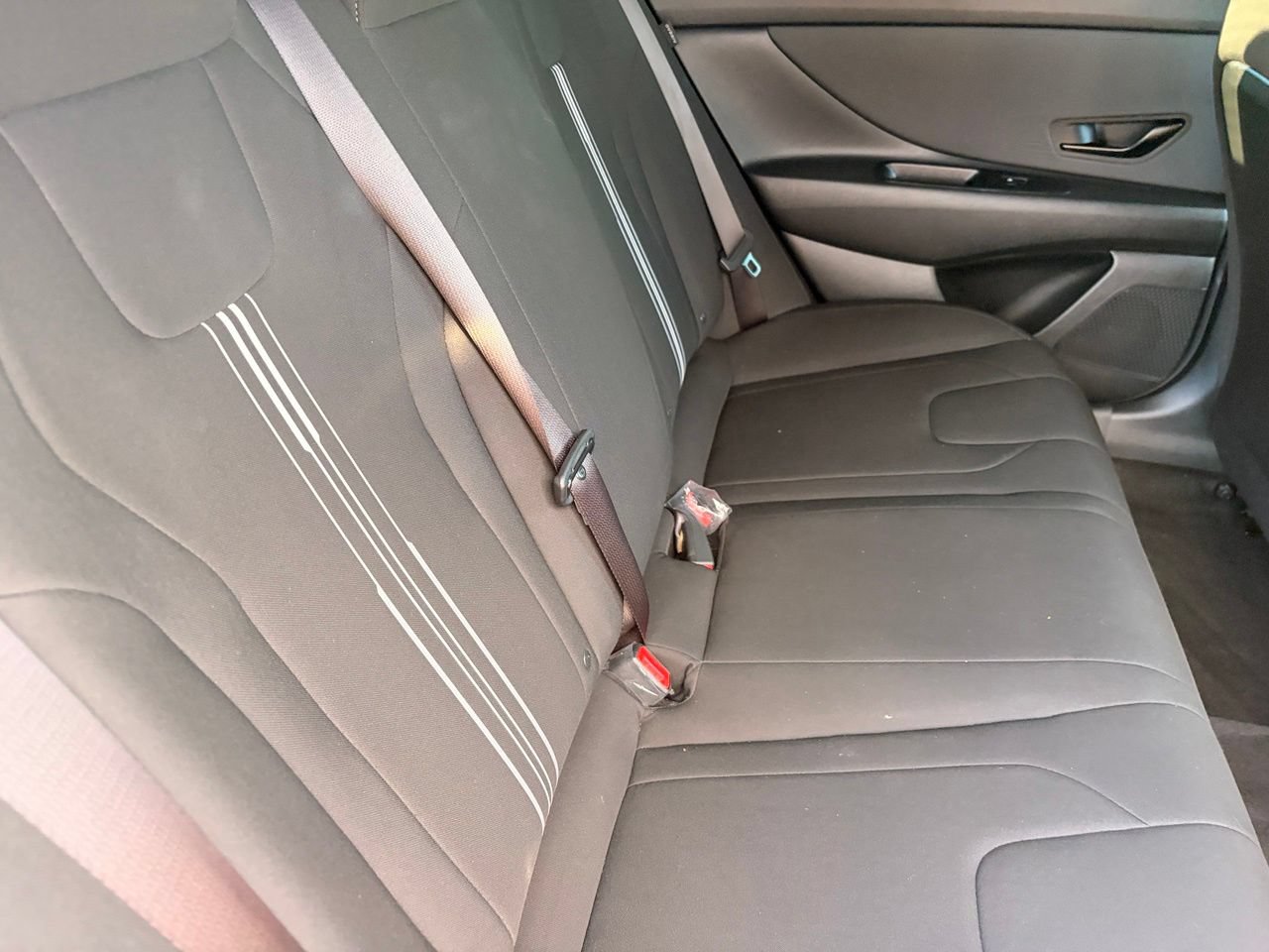 Used 2025 Hyundai Elantra Sport FWD image 12