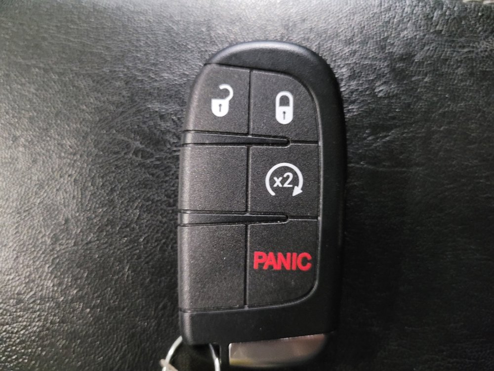 Used 2022 Jeep Cherokee Latitude Lux image 32