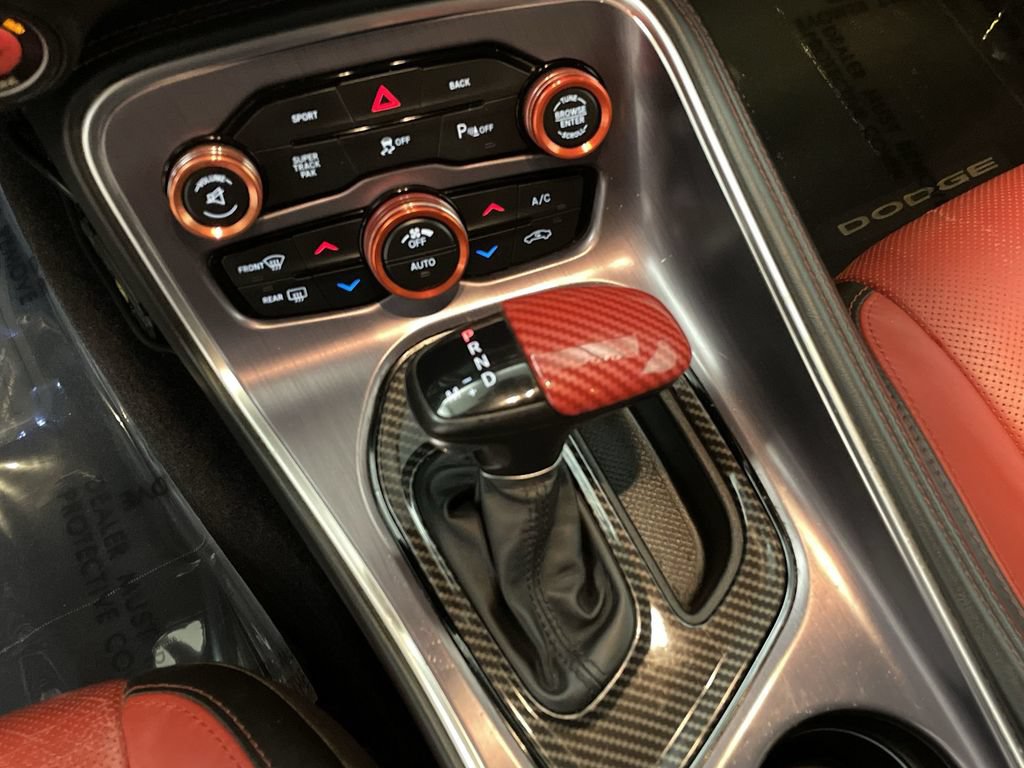 Used 2016 Dodge Challenger R/T Plus RWD image 10
