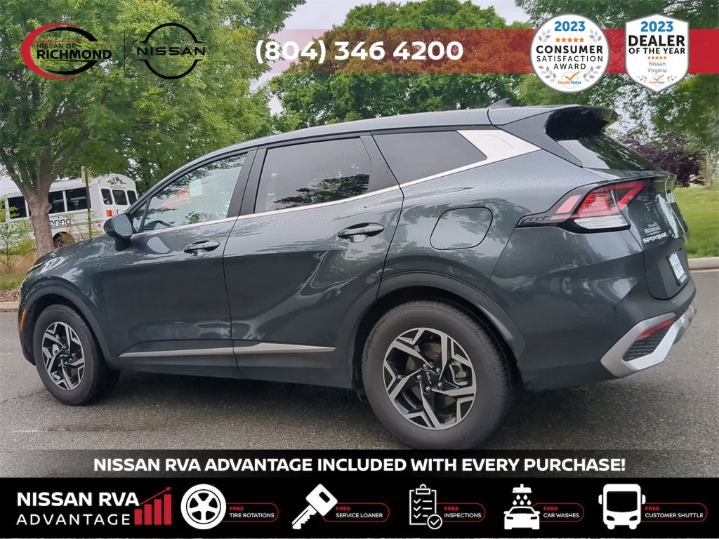 Used 2024 Kia Sportage LX image 7