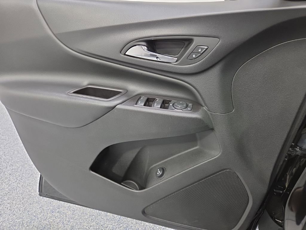 Used 2019 Chevrolet Equinox LT image 28