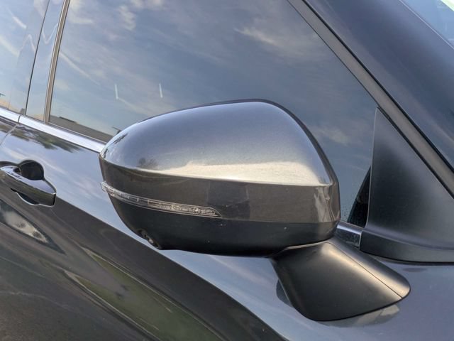 Used 2025 Mitsubishi Outlander SEL FWD image 10
