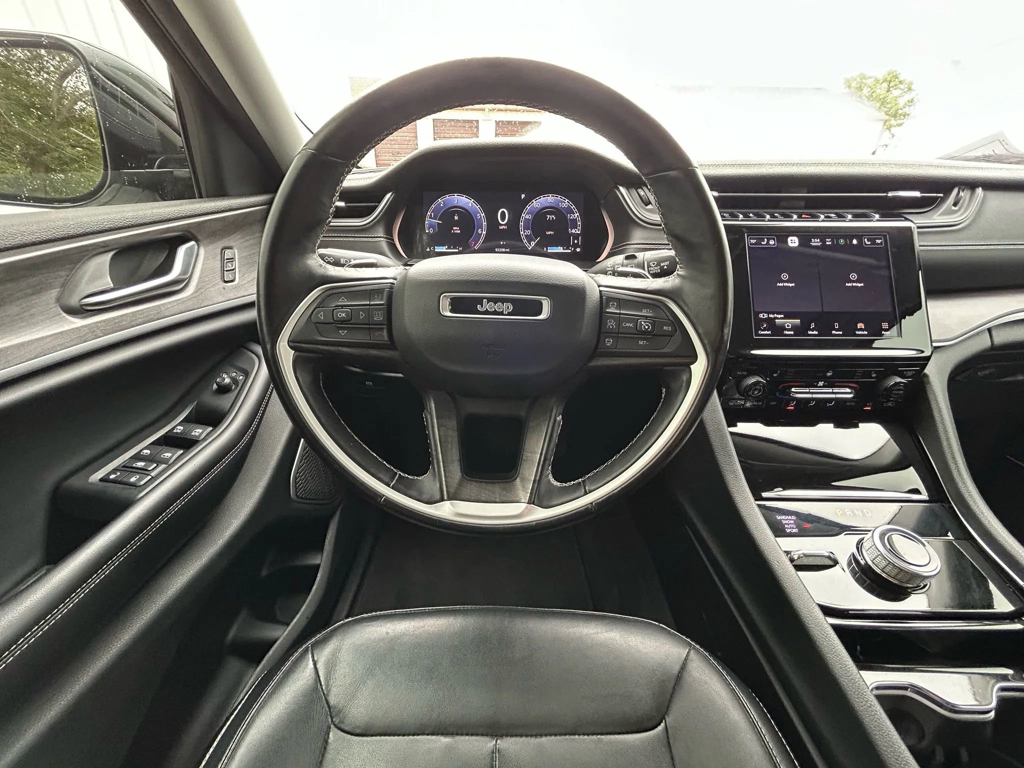 Used 2021 Jeep Grand Cherokee L Limited image 19