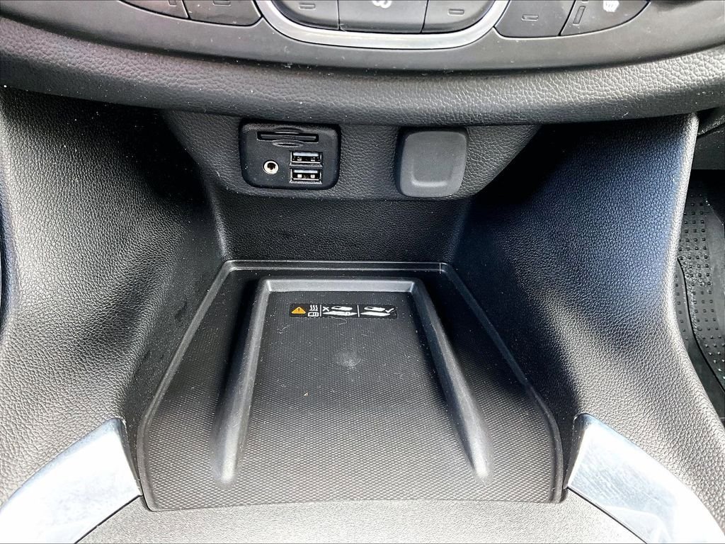 Used 2023 Chevrolet Traverse RS w/ LPO, Floor Liner Package AWD/4WD image 27
