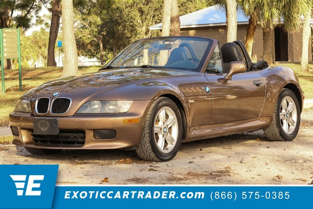 Used 2000 BMW Z3 2.5i image 1