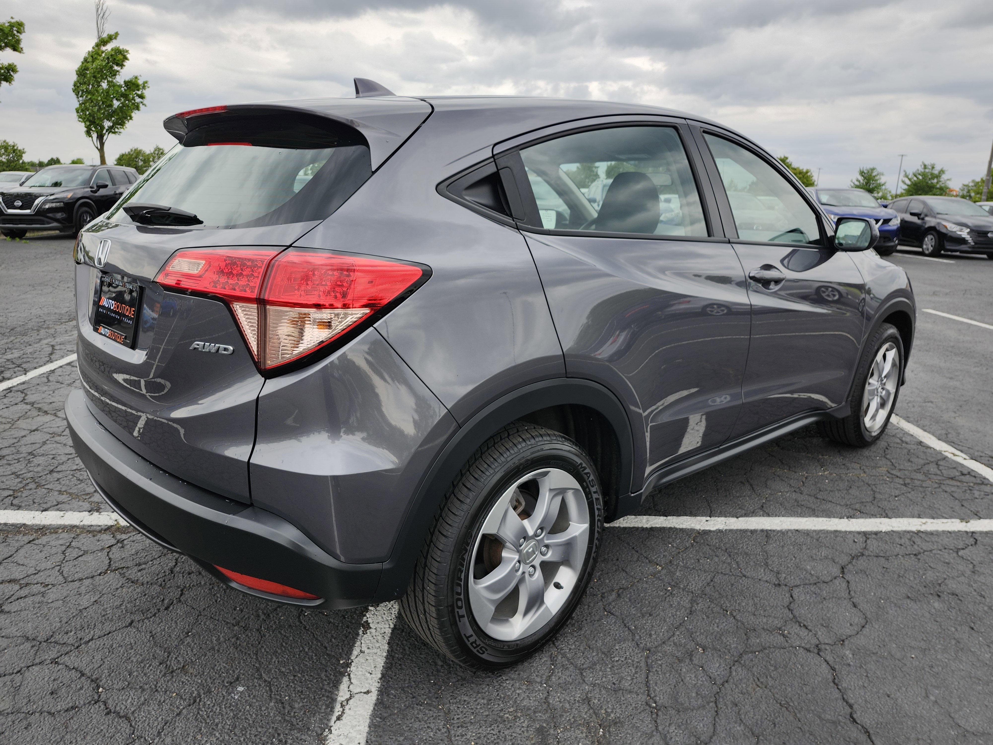 Used 2017 Honda HR-V LX image 15