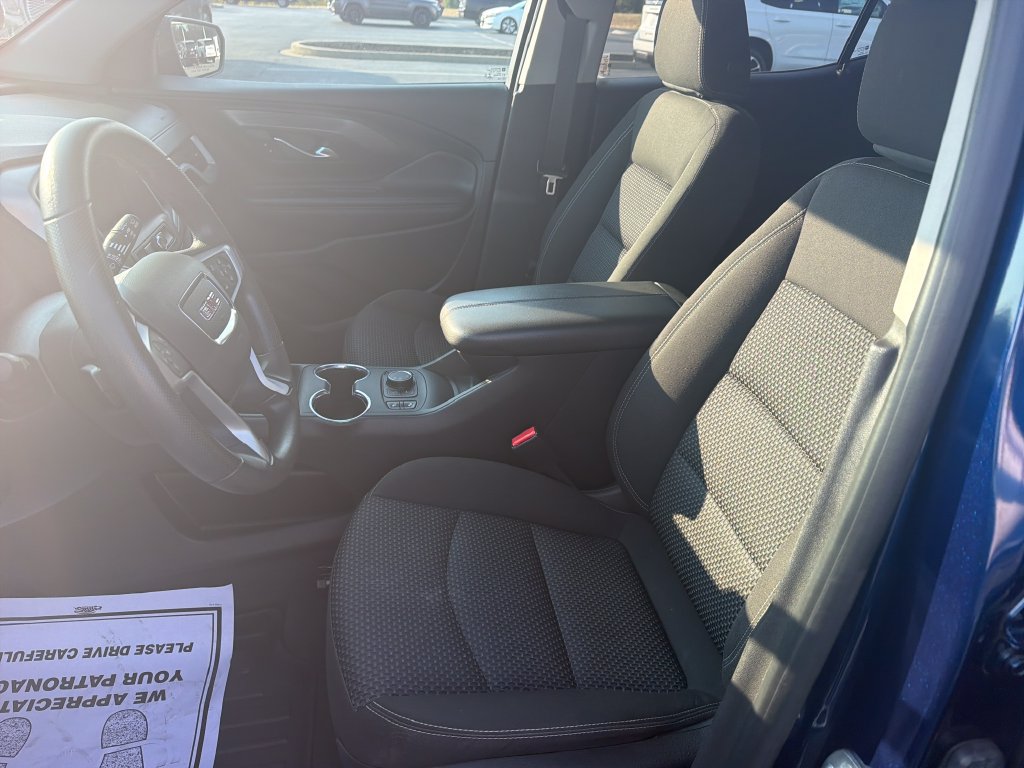 Used 2022 GMC Terrain SLE w/ Driver Convenience Package AWD/4WD image 13
