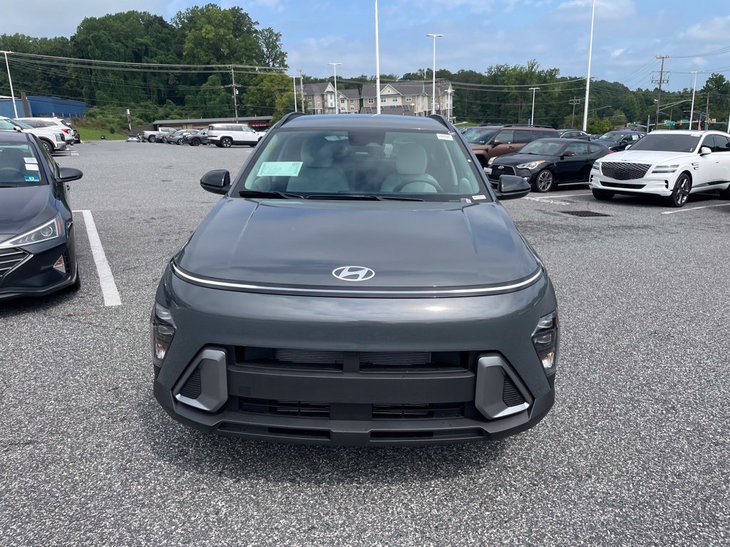 New 2027 Hyundai Kona SEL Sport AWD/4WD image 3