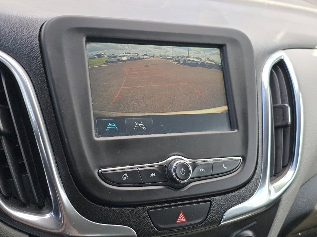 Used 2018 Chevrolet Equinox LS FWD image 3