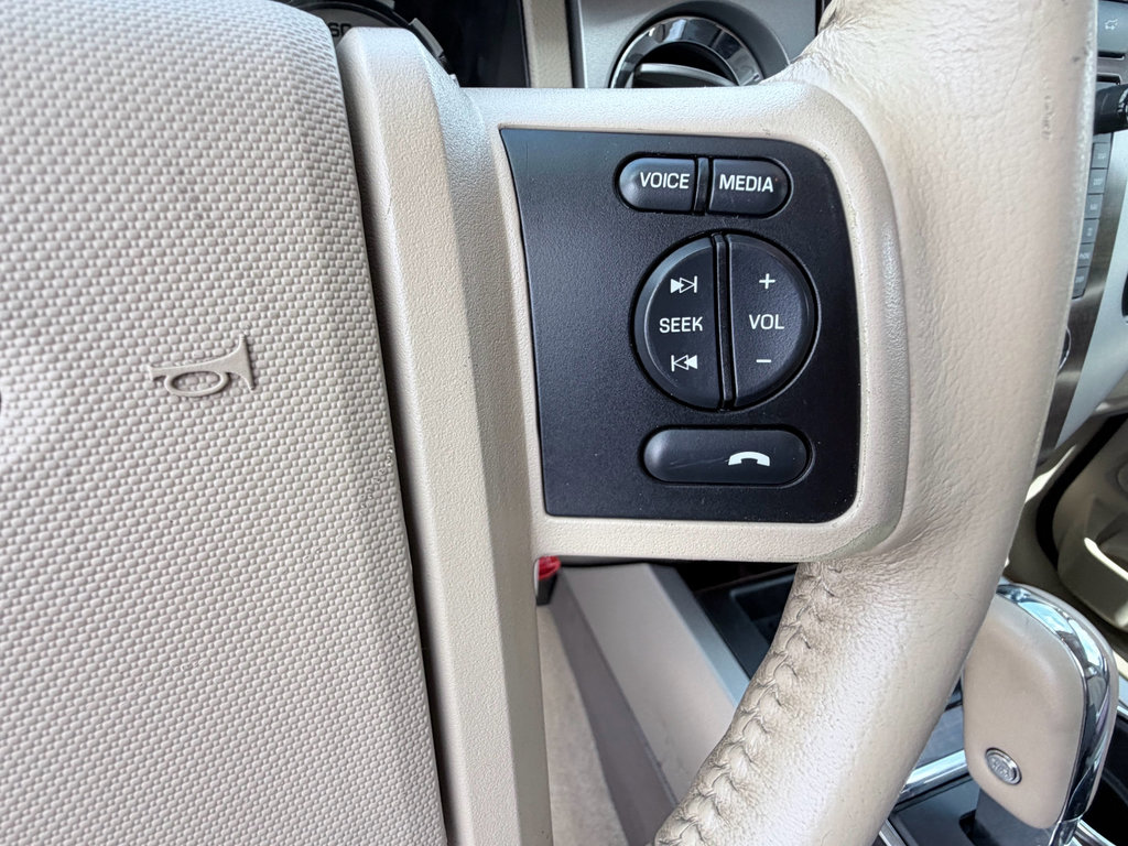 Used 2014 Ford Expedition XLT w/ Equipment Group 202A RWD image 16