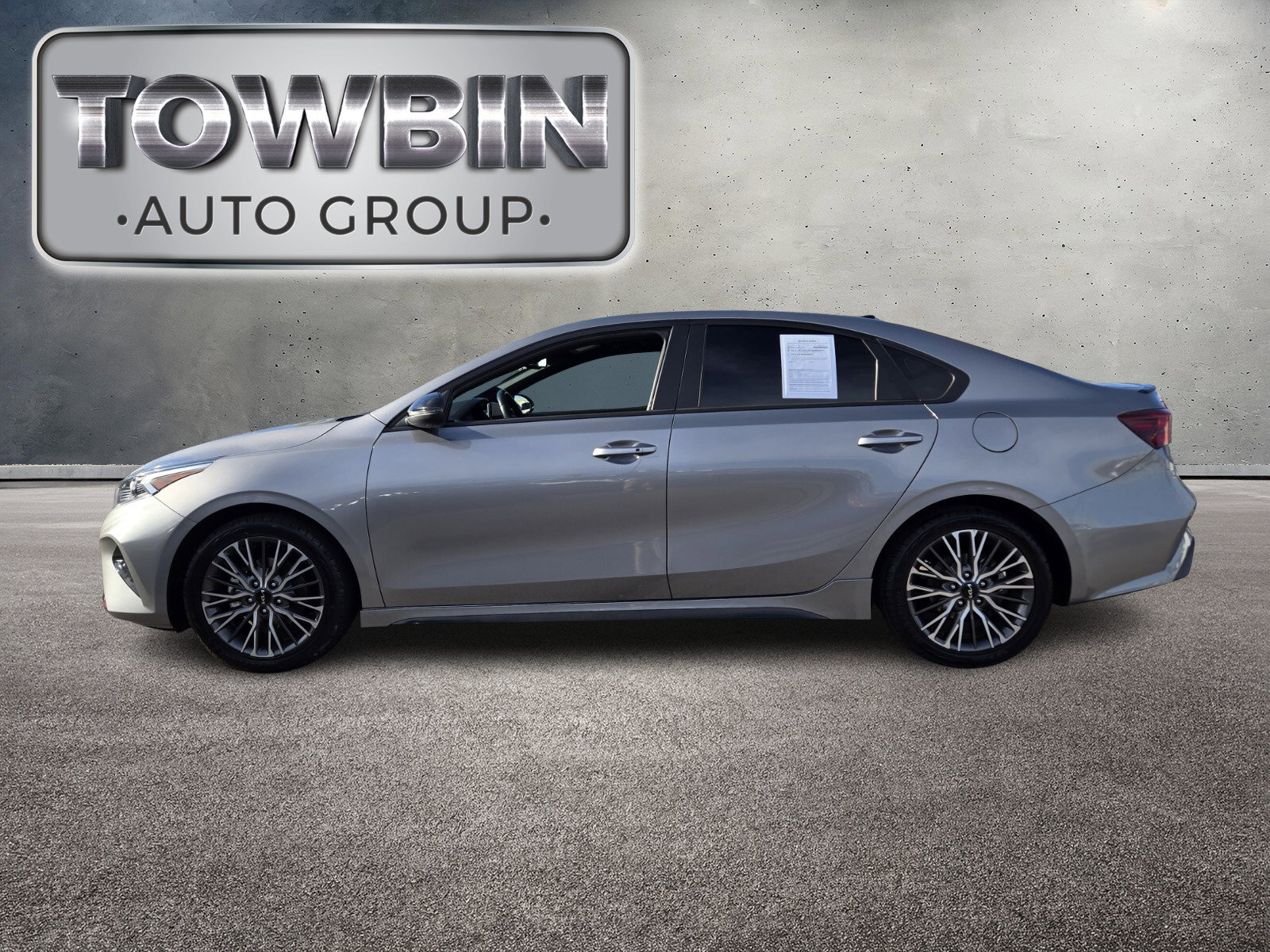 Certified 2023 Kia Forte GT-Line image 8