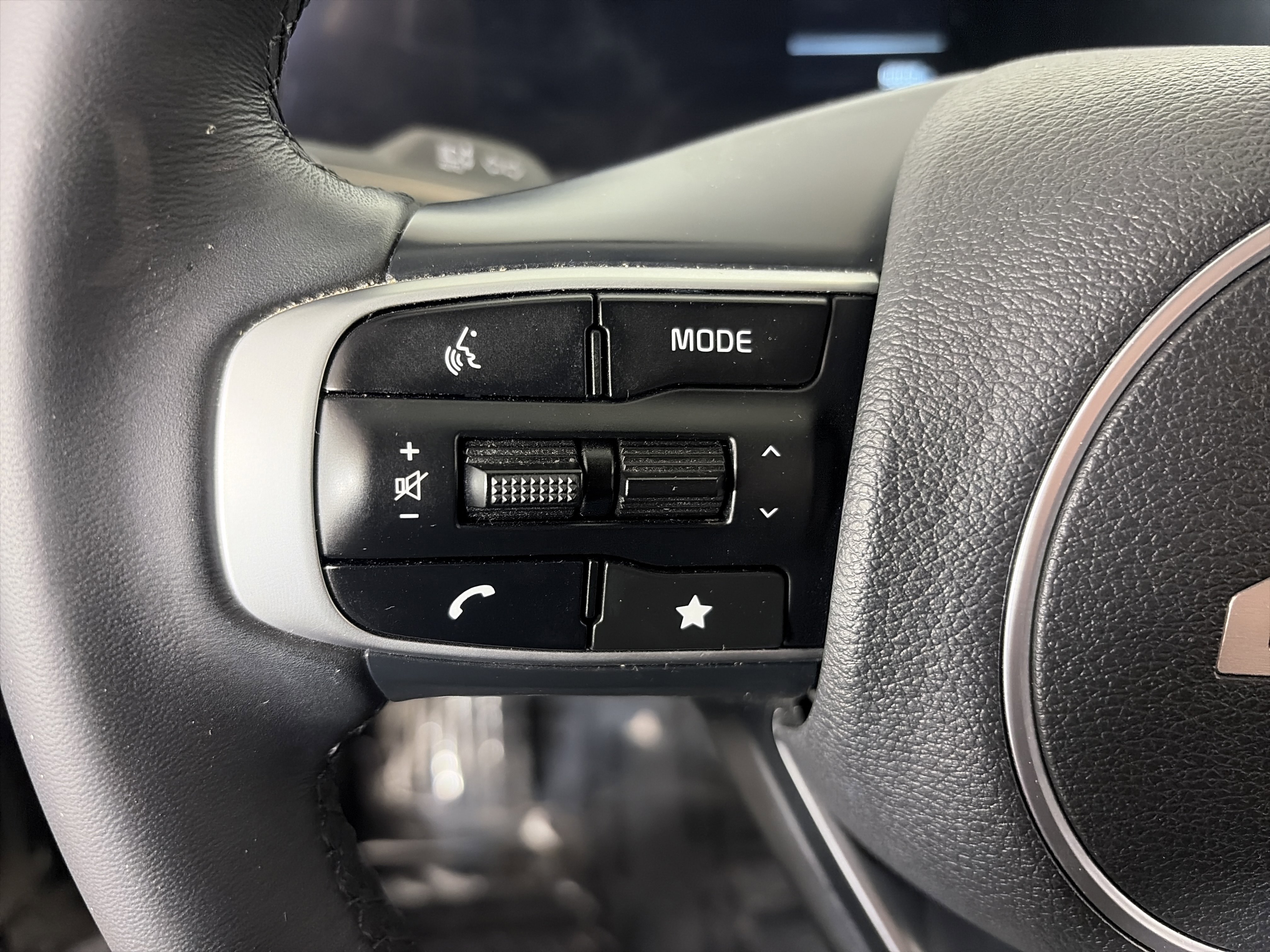 Used 2024 Kia Sportage X-Line w/ X-Line Premium Package AWD/4WD image 33