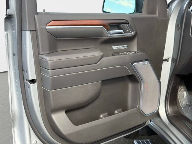 New 2026 GMC Sierra 1500 Denali w/ Denali Reserve Package AWD/4WD image 17
