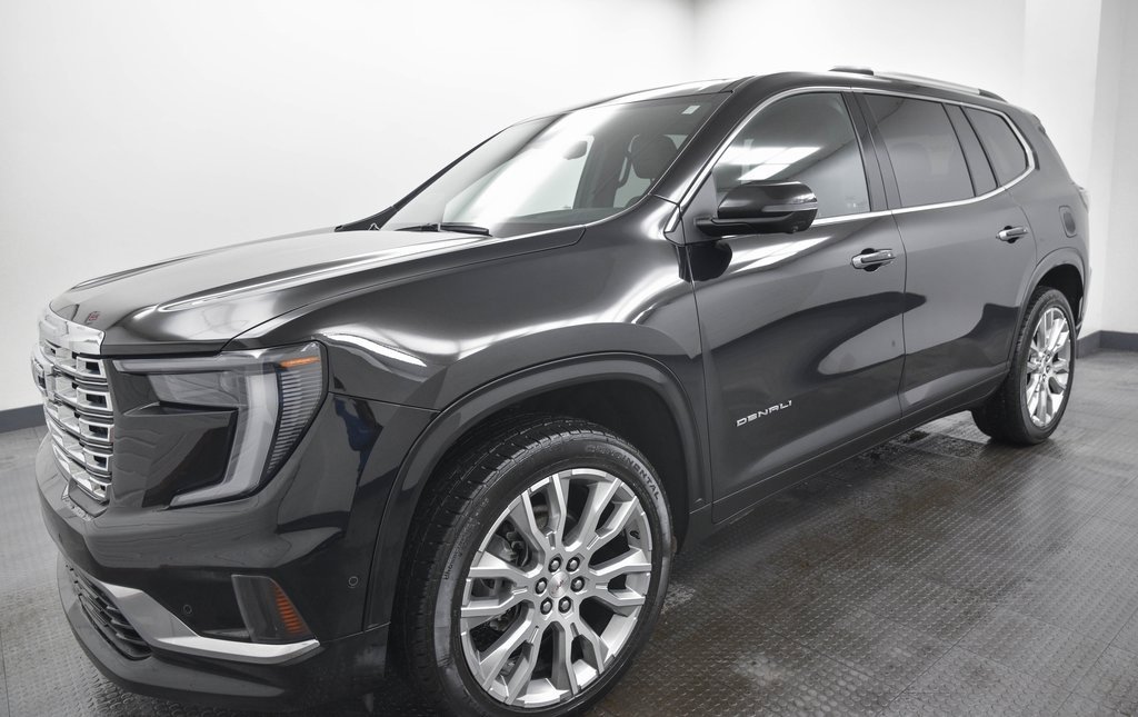 Used 2024 GMC Acadia Denali w/ Super Cruise Package image 3