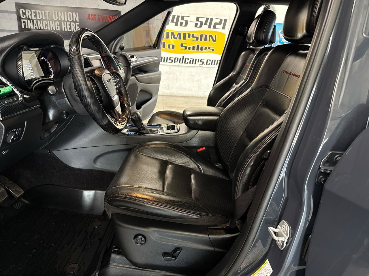 Used 2018 Jeep Grand Cherokee Trailhawk w/ Trailhawk Luxury Group AWD/4WD image 8