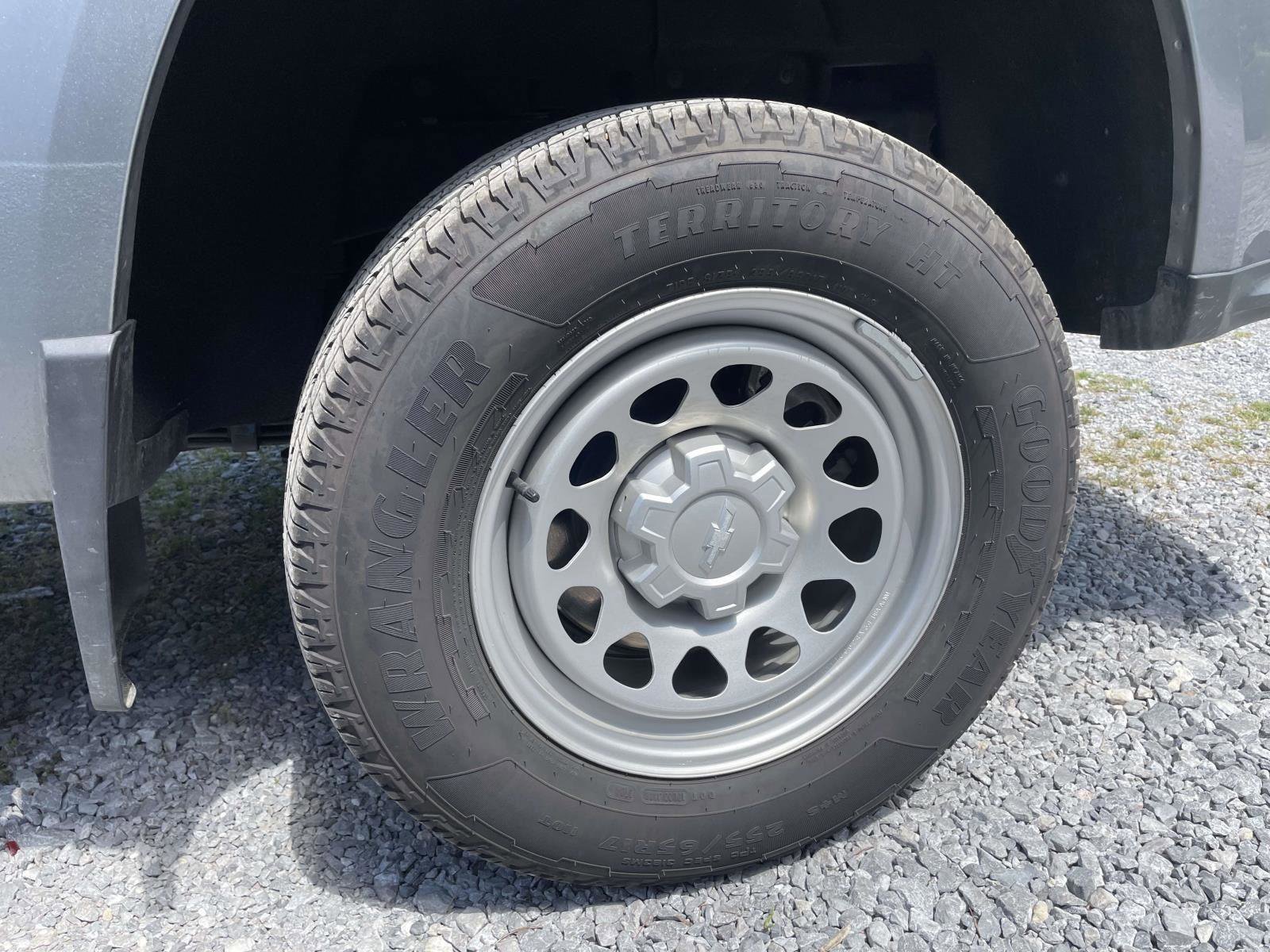 Used 2024 Chevrolet Colorado W/T image 7