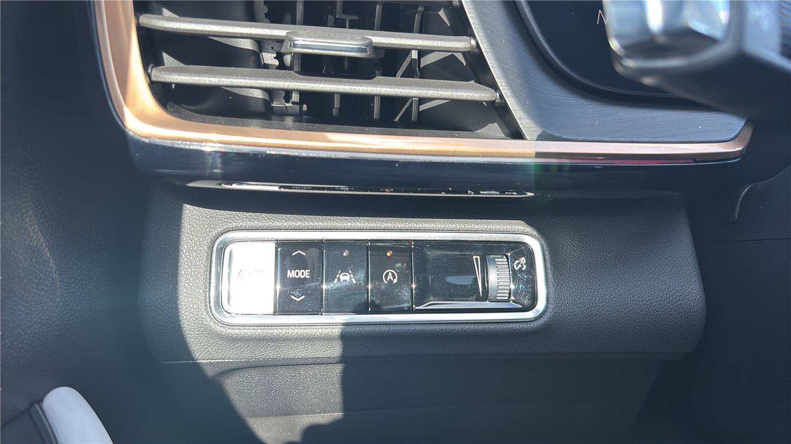 New 2026 Buick Envision Avenir image 14