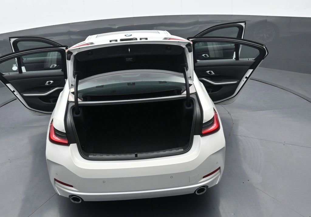 New 2025 BMW 330i xDrive Sedan w/ Convenience Package image 42