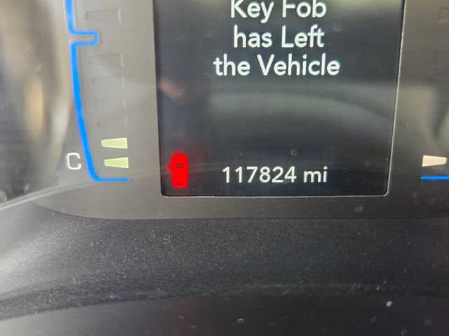 Used 2017 Chrysler Pacifica Touring FWD image 23