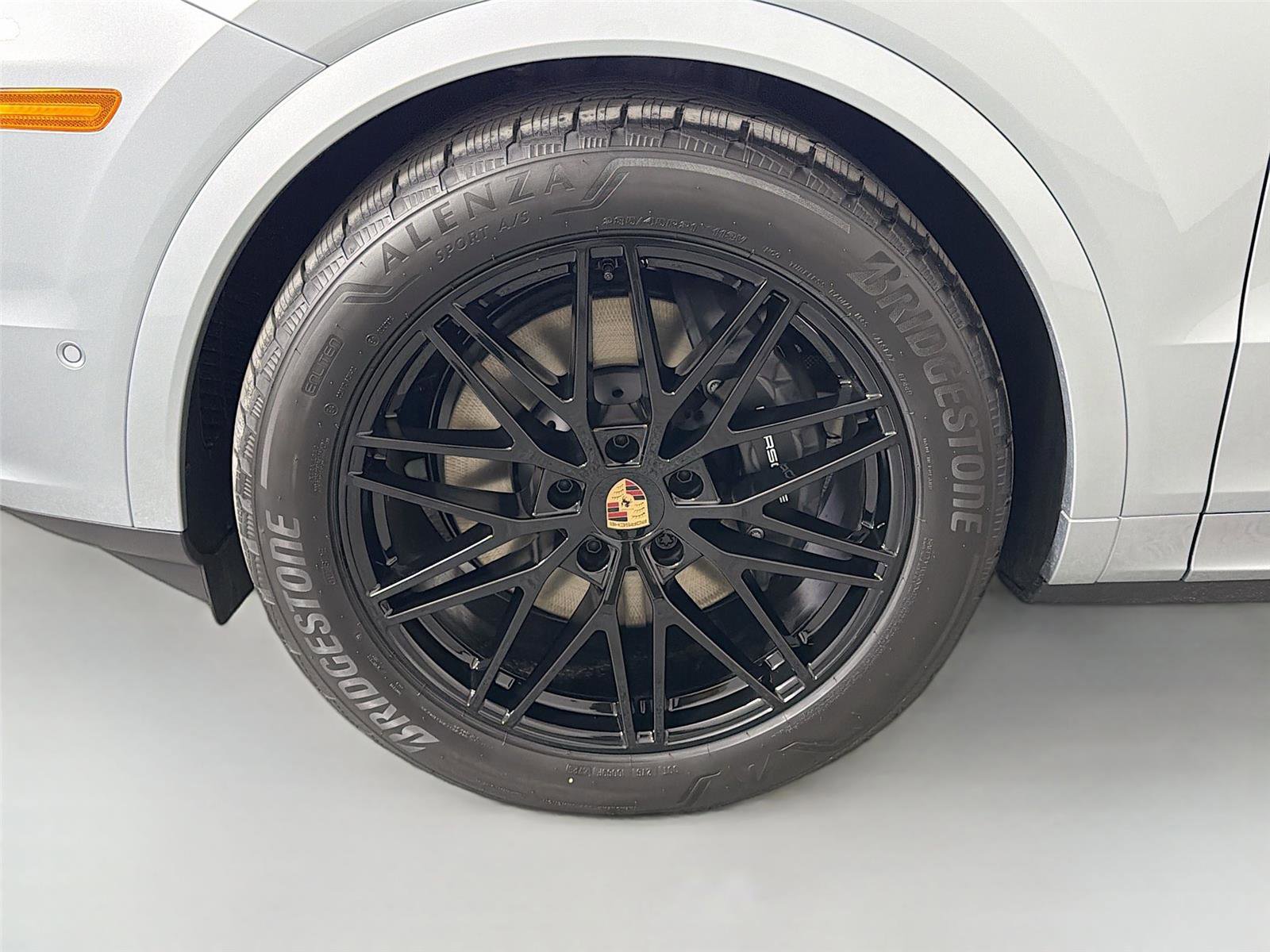 Used 2026 Porsche Cayenne Coupe AWD/4WD image 11