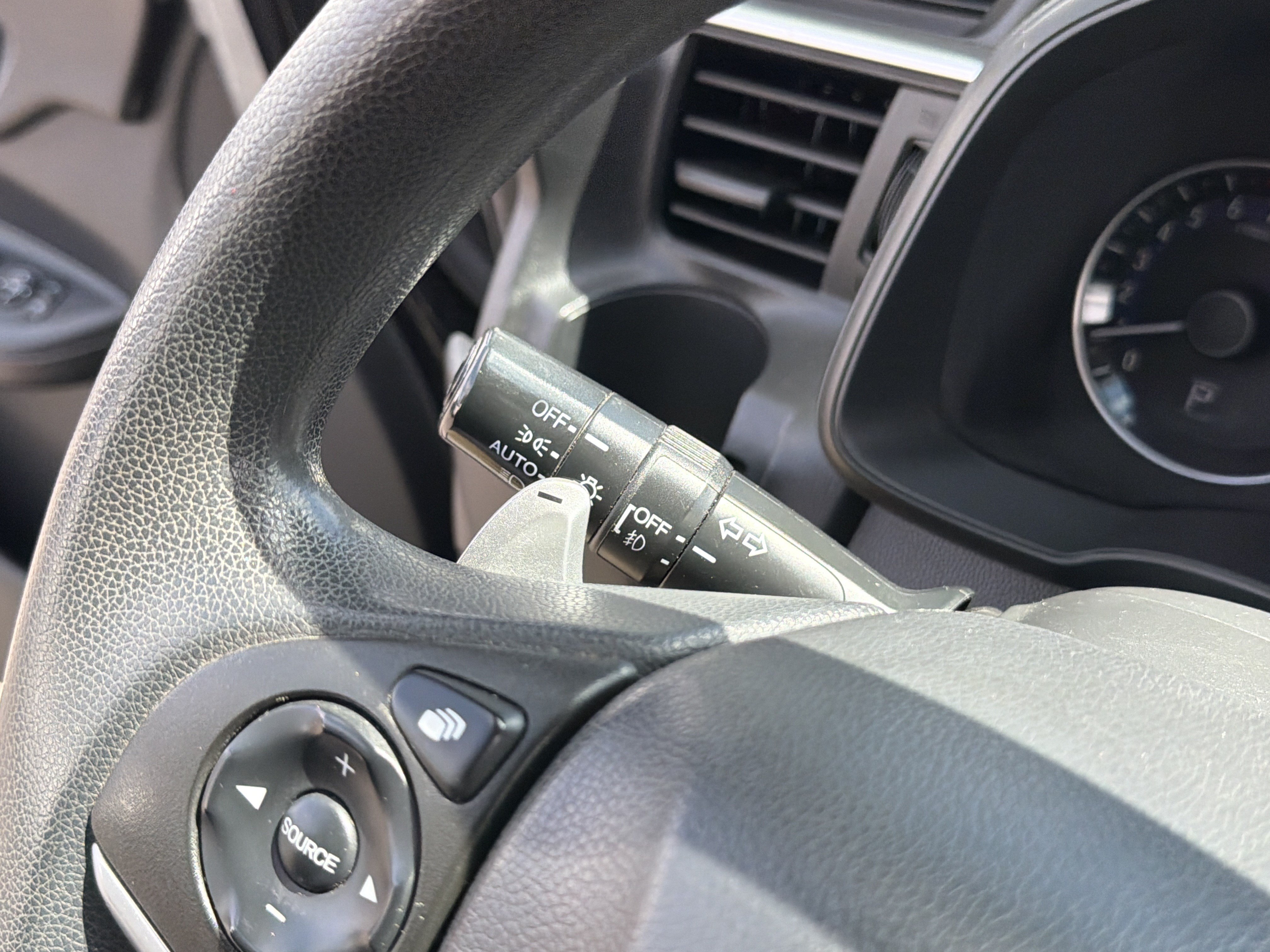 Used 2015 Honda Fit EX image 16