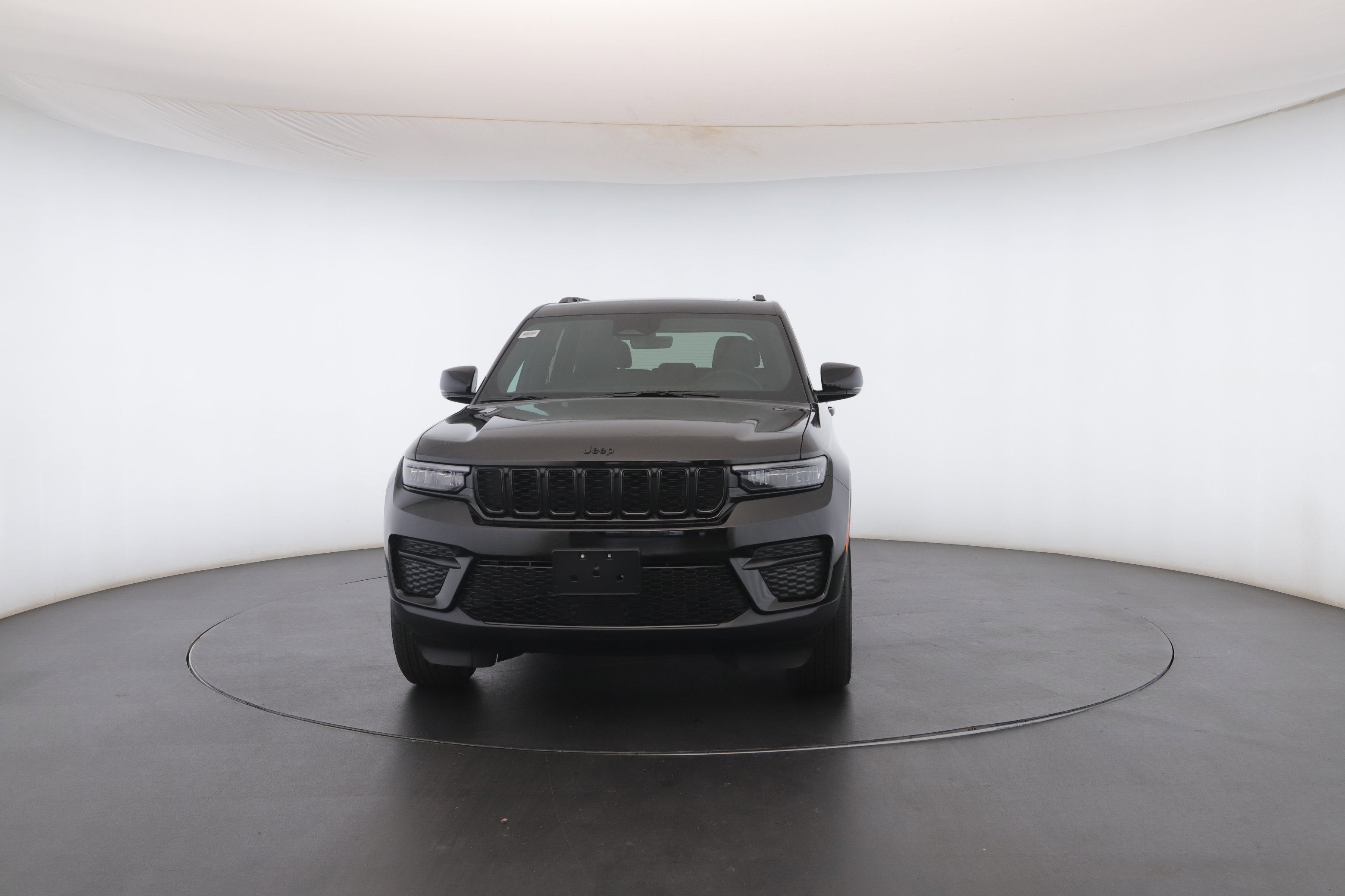 New 2025 Jeep Grand Cherokee Altitude image 36