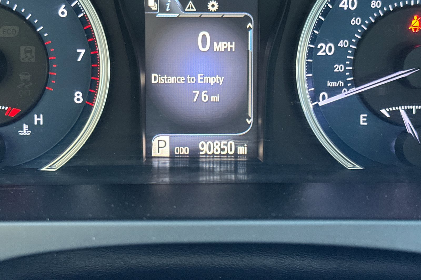Used 2017 Toyota Camry LE FWD image 23