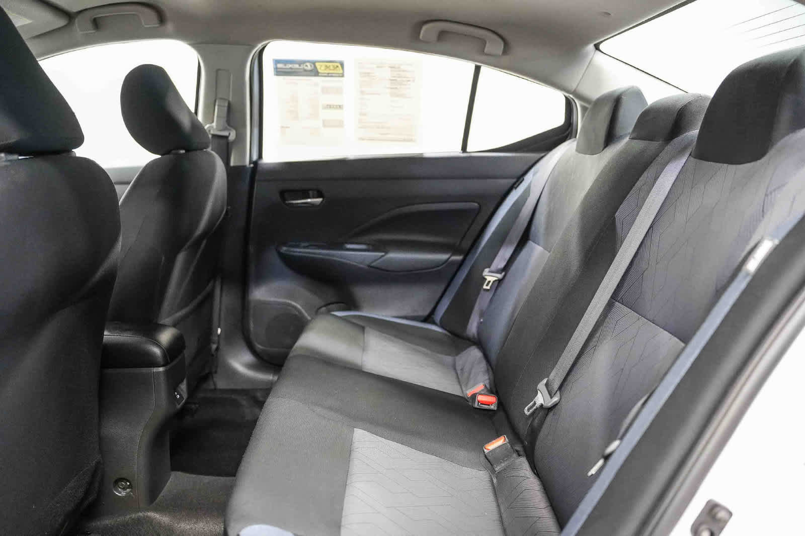 Used 2025 Nissan Versa SV w/ Trunk Package FWD image 18