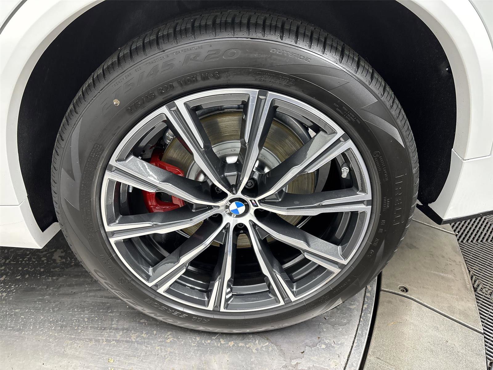 New 2026 BMW X5 xDrive50e image 27