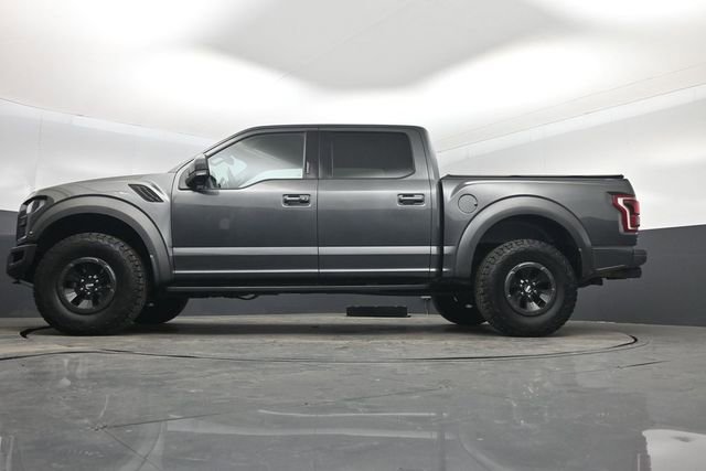 Used 2018 Ford F150 Raptor w/ Equipment Group 802A Luxury image 15
