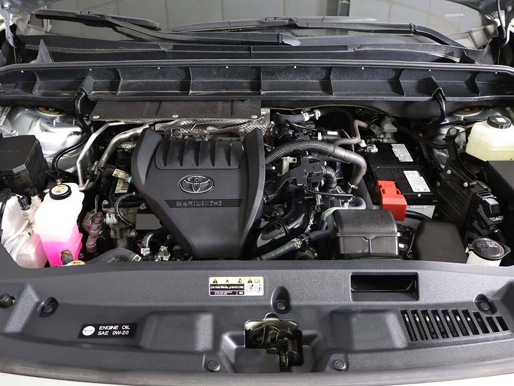 Used 2024 Toyota Highlander LE AWD/4WD image 20