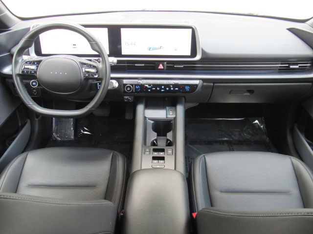 Used 2023 Hyundai Ioniq 6 SEL image 3